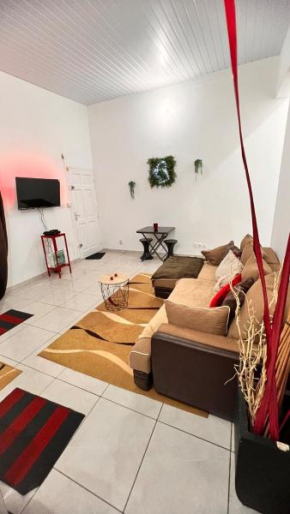 Apartment F2 Cosy Madeleine-Cayenne